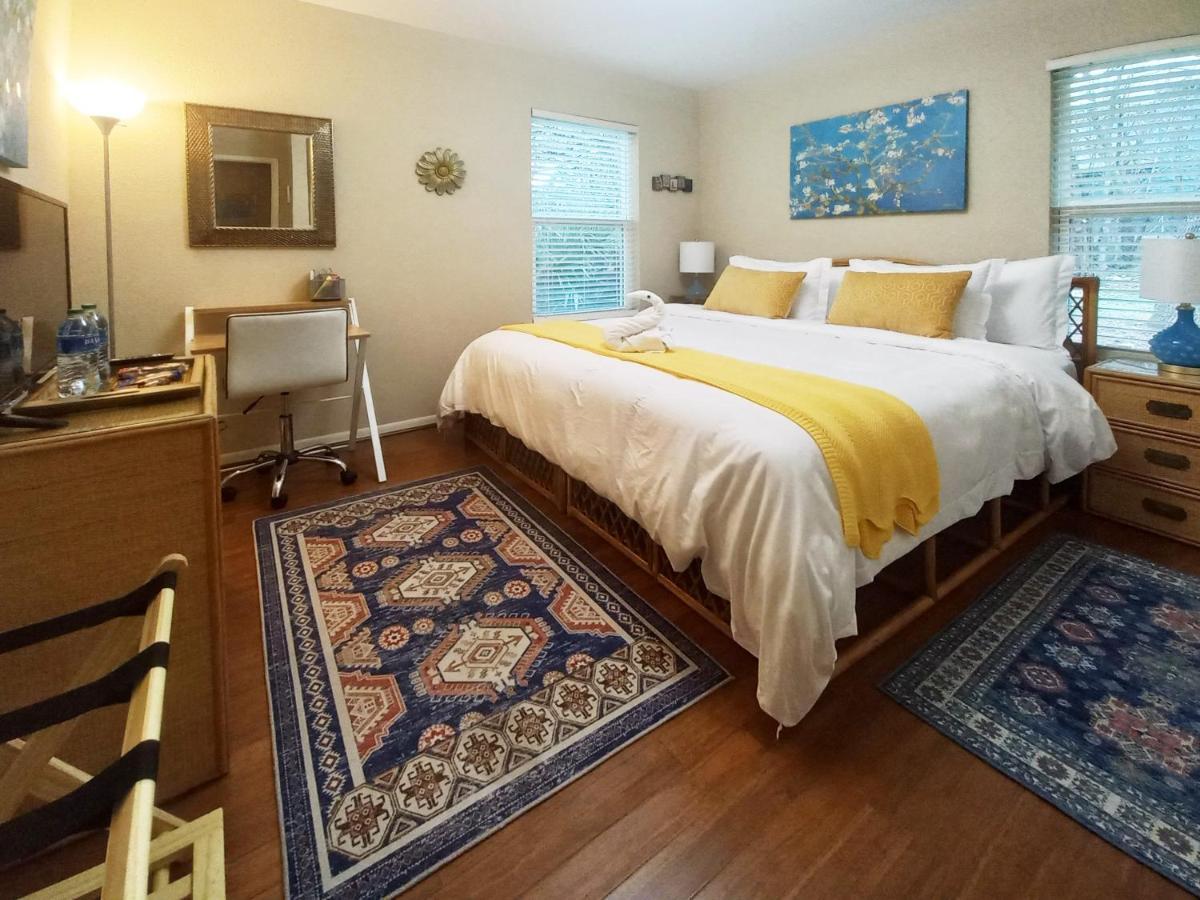 圣马科斯King Bed In Relaxing Oasis, With Free Snack/Wi-Fi/Parking公寓 外观 照片